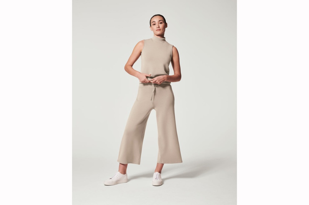 Spanx AirEssentials Cropped Wide Leg Pants