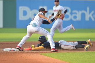 Braves star Ronald Acuña Jr. makes MLB history with 40th stolen base in win vs. Guardians