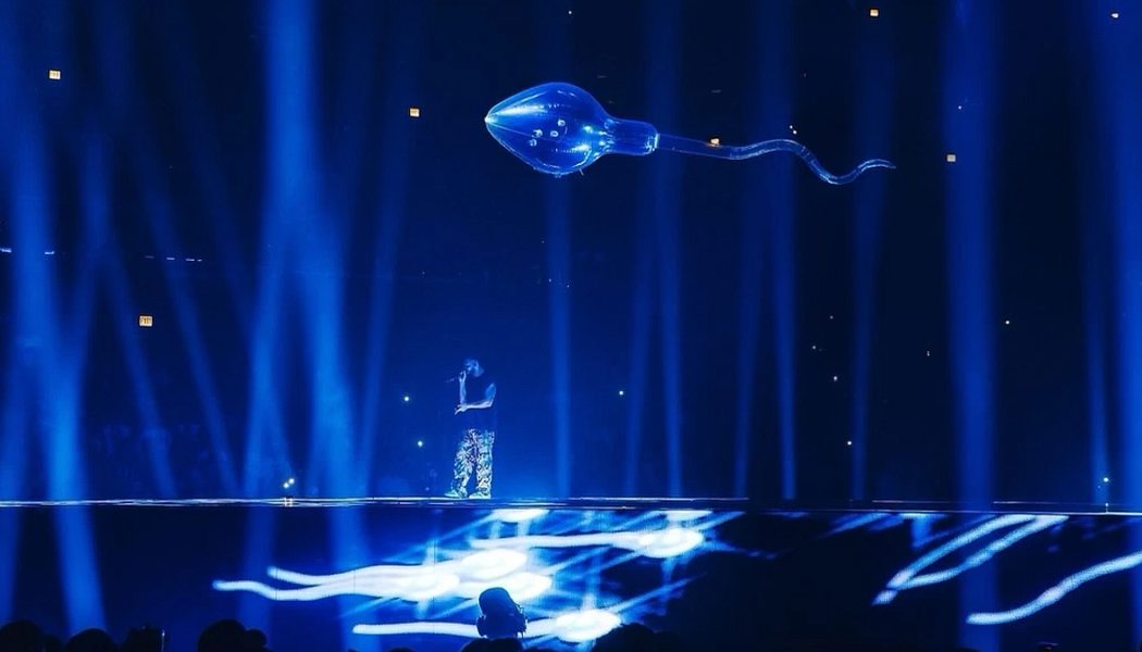 Drake performs with floating sperm hologram at Chicago tour opener