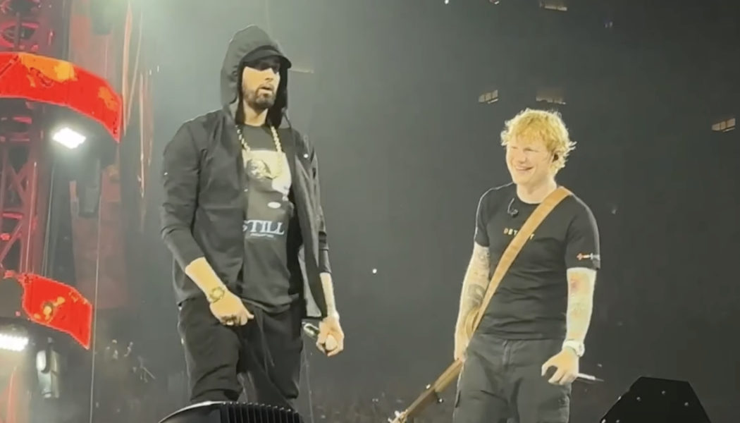 Ed Sheeran and Eminem perform "Lose Yourself" in Detroit