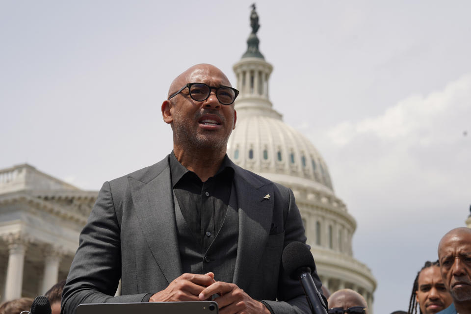 Harvey Mason Jr. Speaking