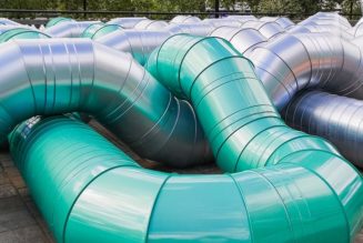 Holly Hendry Unveils Sinuous Sculpture Atop London Rooftop