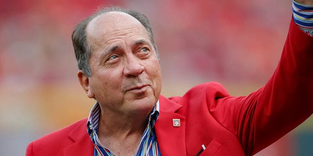 Johnny Bench in 2018 vs Pirates