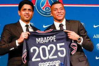 Kylian Mbappe: Paris Saint Germain warn forward his team-mates will be sold if he tries to leave for free next summer