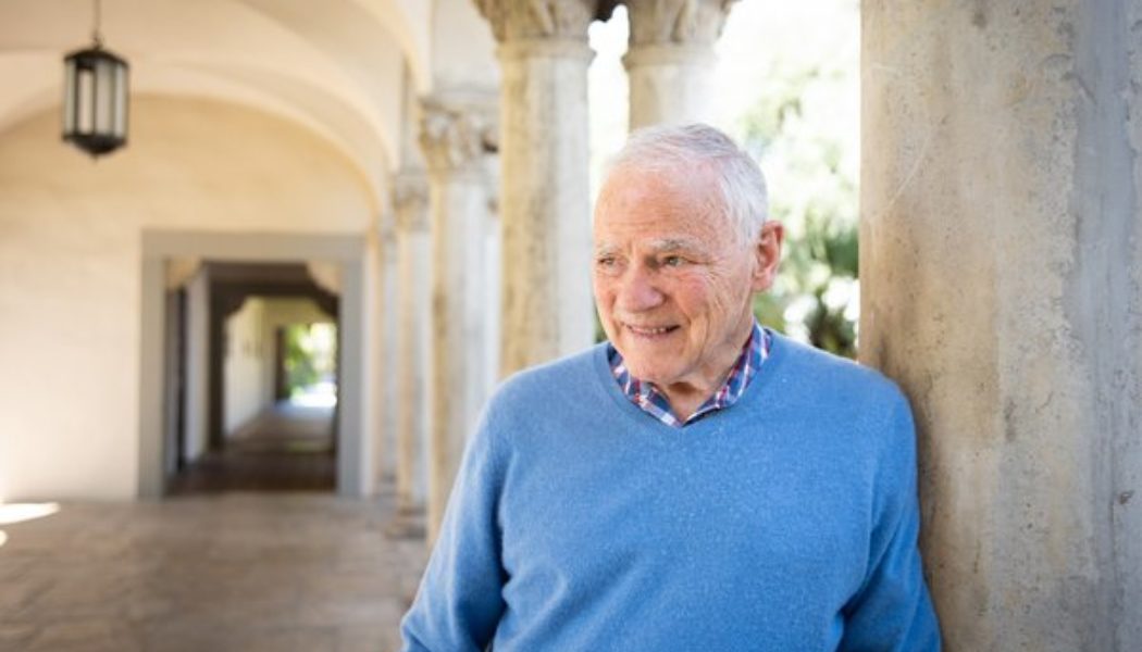 Lee Hood (BS '60, PhD '68) on Living a Healthy Life and the Future of Medicine