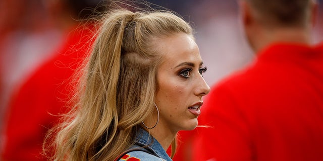 Brittany Mahomes looks on field