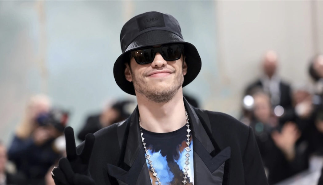 Pete Davidson to do community service with New York City Fire Department