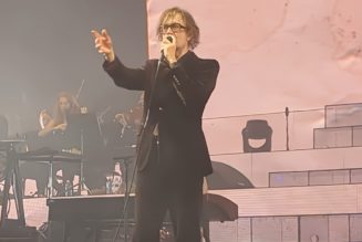 Pulp debut unreleased song "Hymn of the North" at hometown show: Watch