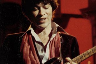 Bob Dylan pays tribute to Robbie Robertson