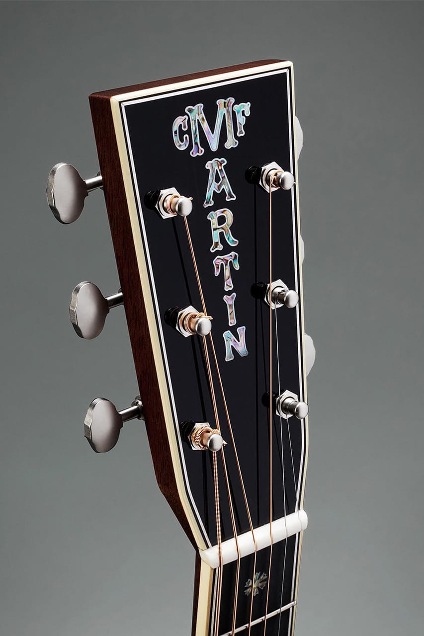 John Mayer and Martin Guitar Deliver 20th Anniversary Acoustics dead and company jerry garcia guitars instruments taylor swift 18 thousand expensive body gray silver continuum room music for squares tour bob weir 