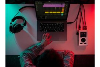 Learn from the pros in this $60 Ableton musician training hub