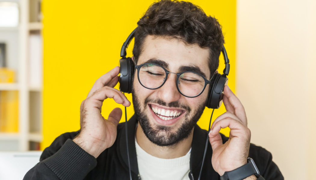 Neuroscientist: 3 tips for finding songs that give your brain a physiological and emotional boost