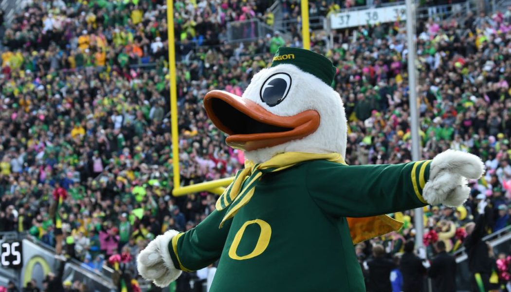 Oregon Ducks react to move to Big Ten, longer travel to games