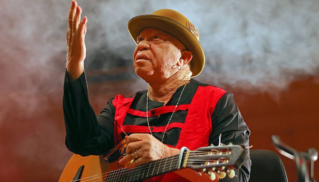 Salif Keïta: 'Golden Voice of Africa' supports Mali's coup leaders