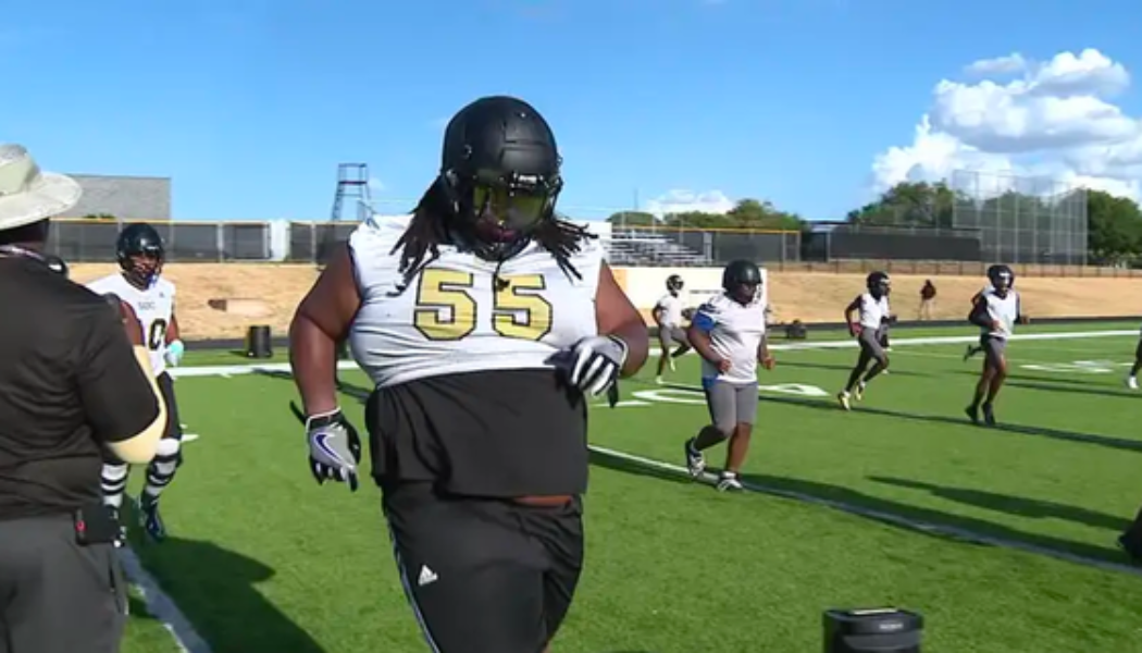 TCU 455-pound freshman nicknamed 'Big Bubba' going viral as expected 'fan favorite' this season