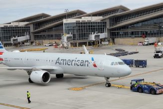 The CEO Of American Airlines Doesn't Like Giving Free Travel To Employees (And He's Right) - View from the Wing