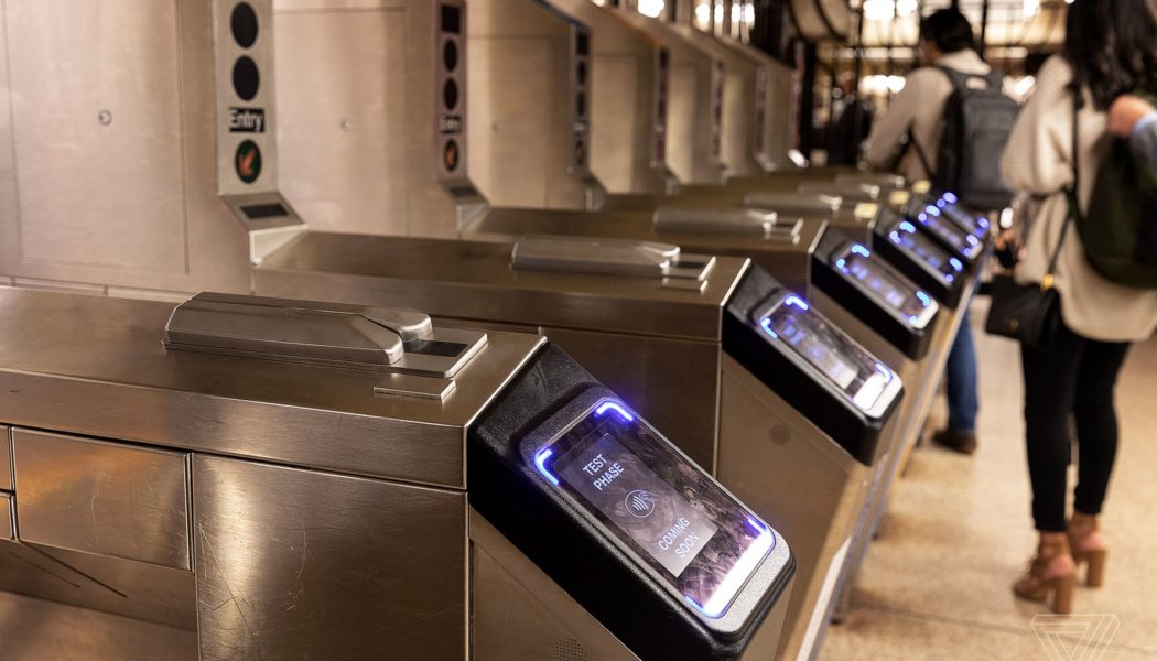 The New York subway’s ride tracker has a scary security loophole