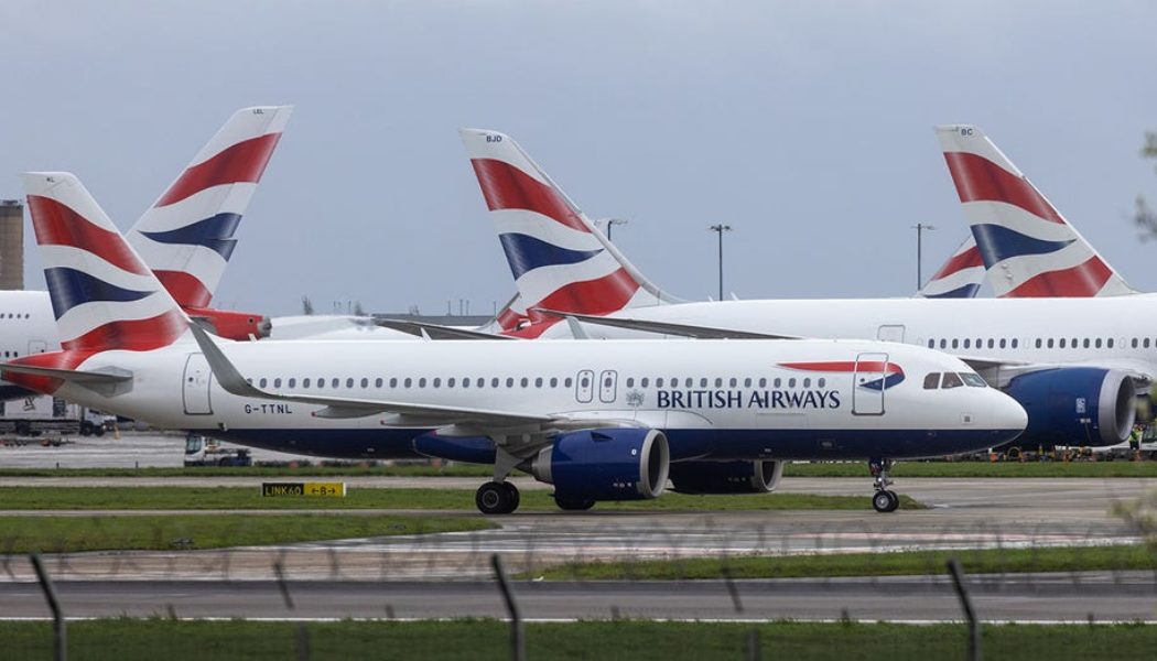 Travel chaos unfolding in Europe as UK air traffic control working to fix 'technical issue'