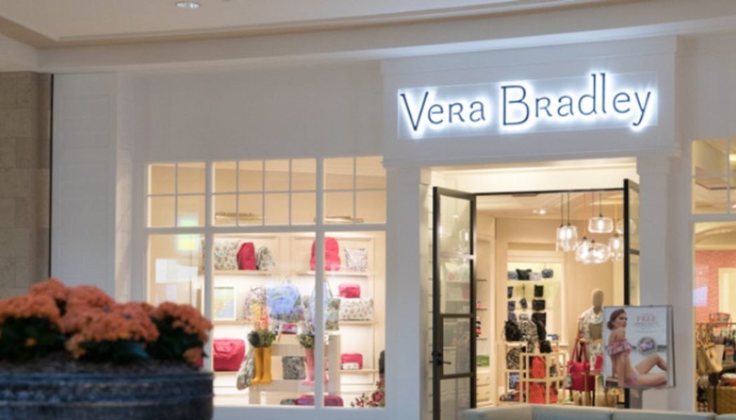 Will Vera Bradley earnings follow luxury brands to outperform?