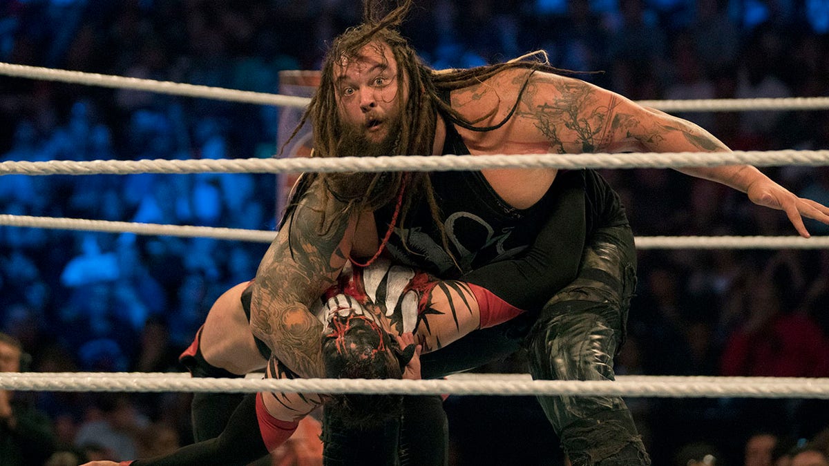 Bray Wyatt vs Finn Balor