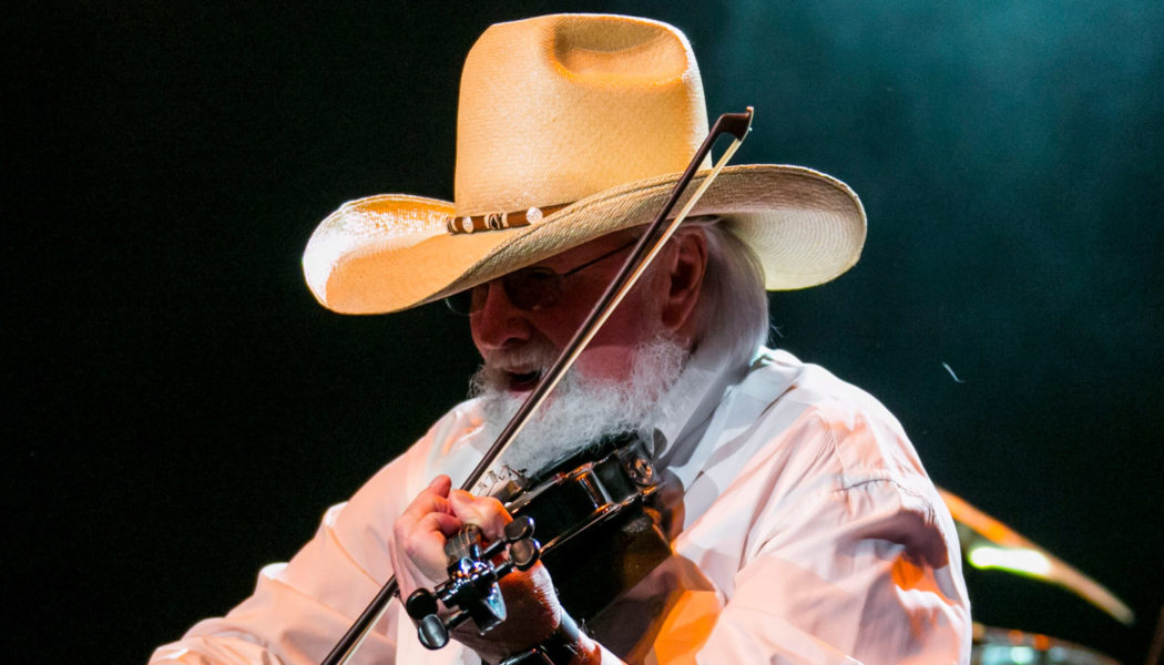 7 Legendary Fiddle Players Who Redefined Music Genres