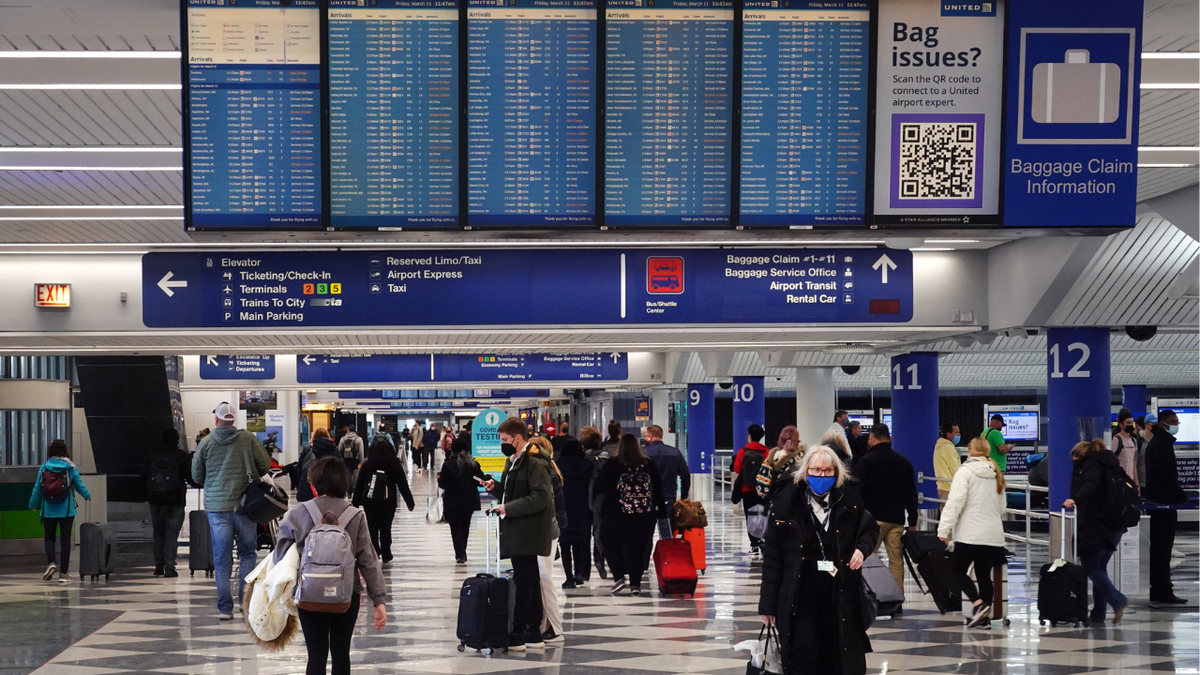 o'hare airport departure arrival signs