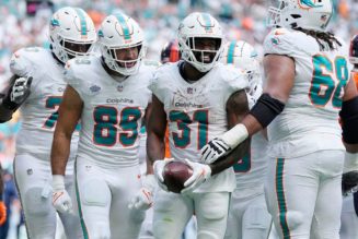 Dolphins drop 70 points on Broncos in historic victory