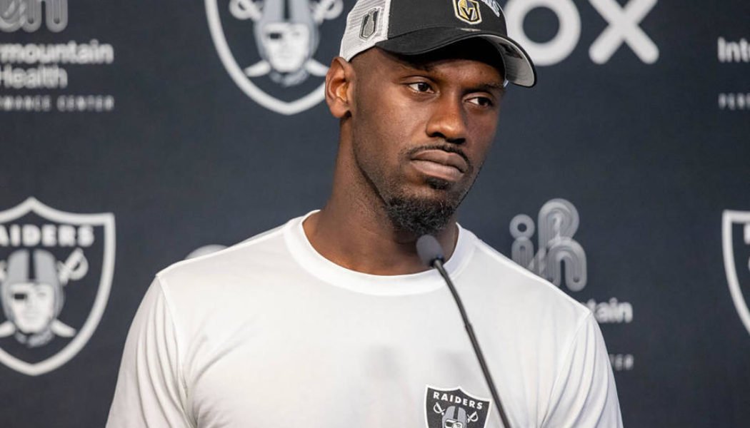 Raiders DE Chandler Jones arrested in Las Vegas for violating protective order