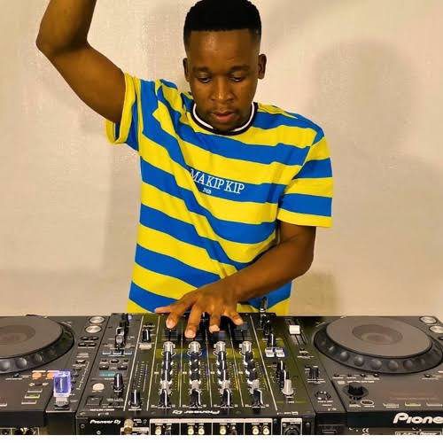 Romeo Makota ft Kabza De Small &#8211; Amapiano Mix 2023 (29 September)