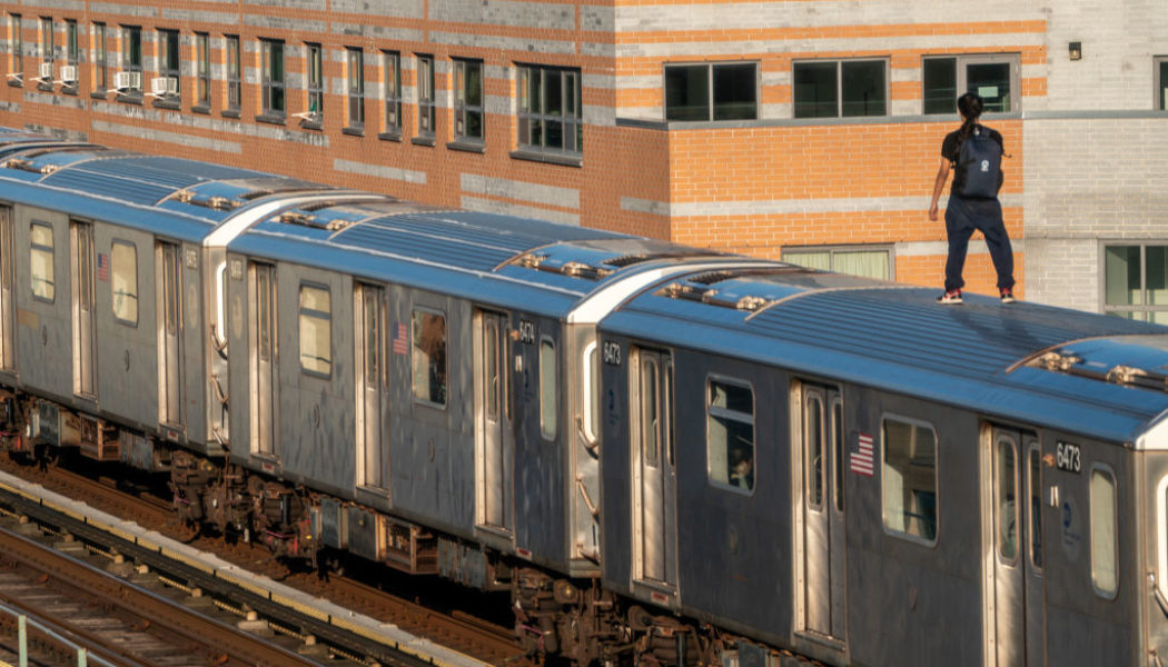 'Subway Surfing' Videos To Be Removed From Social Media