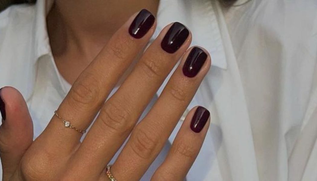 This Classic, Expensive-Looking Nail Colour Is All I'll Be Wearing This Autumn