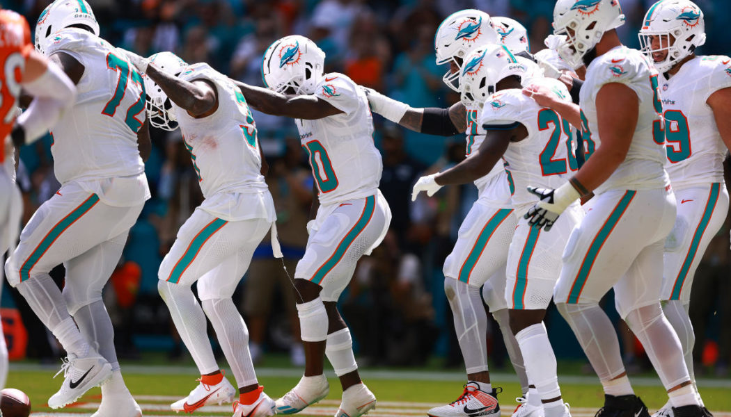 Week 3's Booms and Busts: Dolphins are fantasy football's ultimate party off 70-point explosion