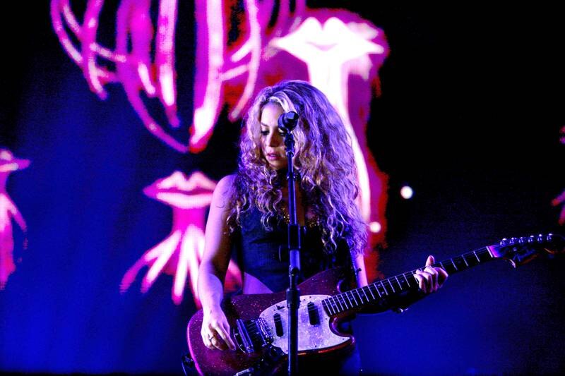 December 31, 2008 / Abu Dhabi / (Rich-Joseph Facun / The National) Shakira performs on New Year's Eve at the Emirates Palace, December 31, 2008 in Abu Dhabi. *** Local Caption *** na01jn-shk3.jpgFor Katie.jpg