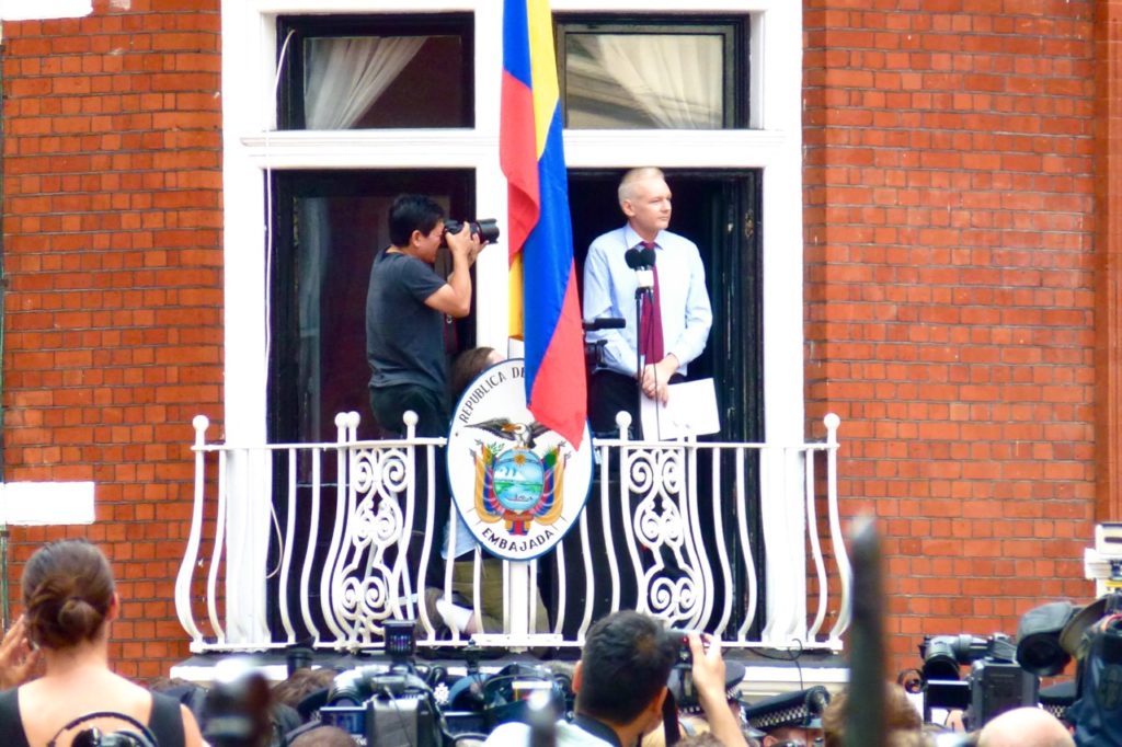  Julian Assange on the balcony of the embassy