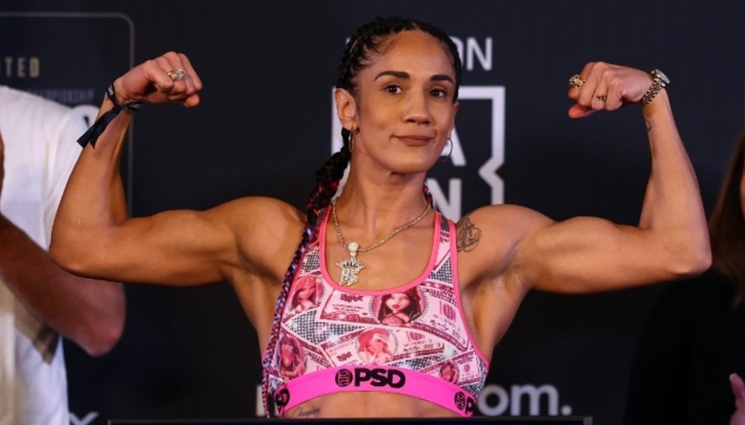 Amanda Serrano retains featherweight titles against Danila Ramos in historic contest for women's boxing