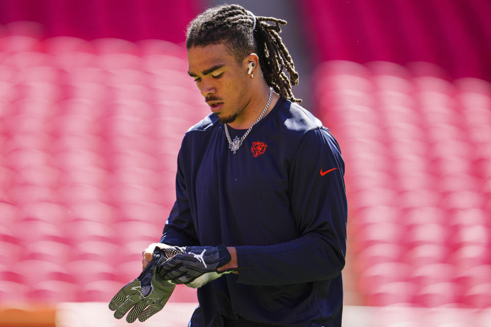 KANSAS CITY, MO - SEPTEMBER 24: Chase Claypool #10 of the Chicago Bears warms up prior to at GEHA Field at Arrowhead Stadium on September 24, 2023 in Kansas City, Missouri. (Photo by Cooper Neill/Getty Images)