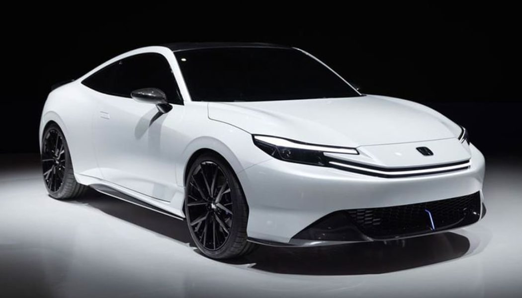 Honda Unveils a Revival of its 90s Era Prelude