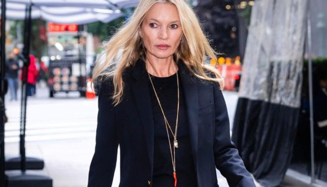 Kate Moss Just Wore the Flat Shoes That Go Perfectly With Skinny Trousers