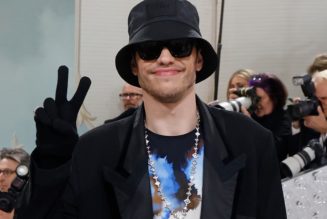 Pete Davidson to Host 'Saturday Night Live' Season 49 Premiere