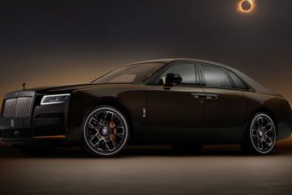 Rolls-Royce Unveils the Black Badge Ghost Ékleipsis