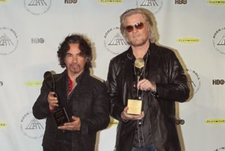 Daryl Hall suing Daryl Hall over pending sale of joint venture [Updated]