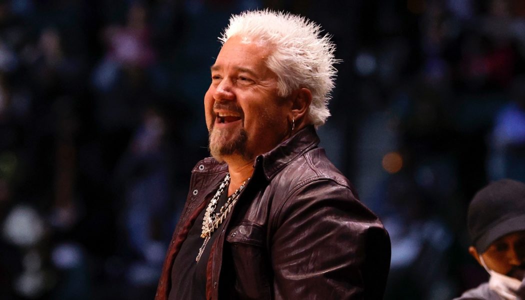 Guy Fieri signs new $100 million deal with Food Network