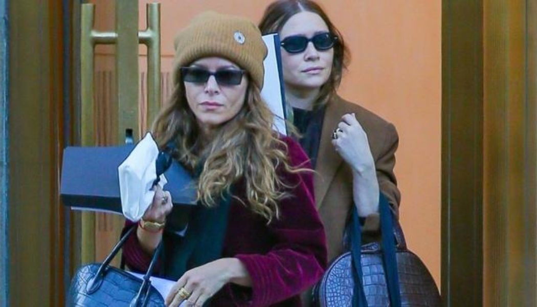 Mary-Kate And Ashley Just Wore the Exact Same Coat, Shoe and Bag Combo