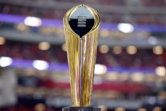 National championship odds following first College Football Playoff ranking