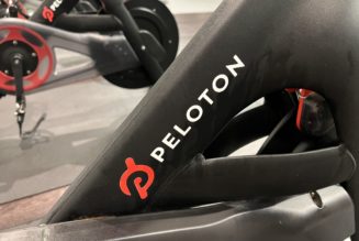 Peloton CEO apologizes after Thanksgiving ride struggles with demand