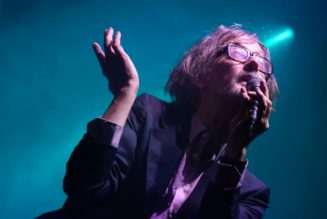 Pulp unveil new song “Background Noise” in Mexico City