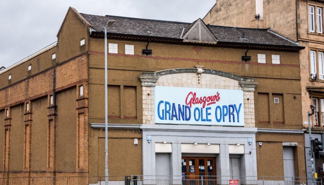 Scottish Country Music Venue Ends Display of Confederate Flag