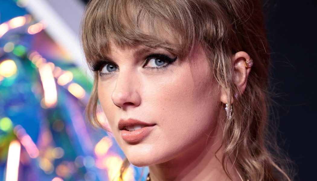 Taylor Swift Named Apple Music’s Artist of the Year; Morgan Wallen Tops Global Songs Chart