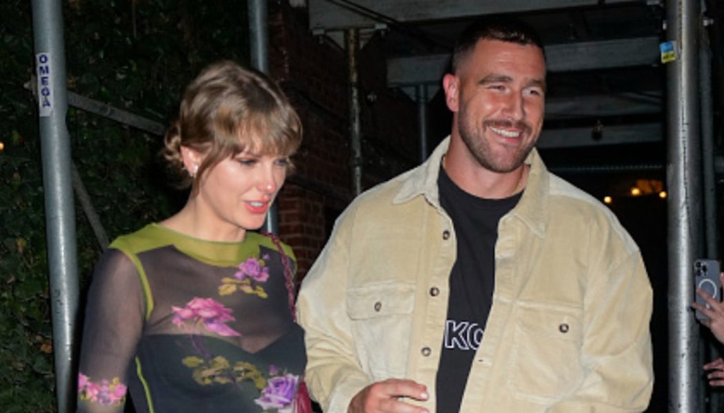 Taylor Swift's Date Night Bag & 14 More Luxury Gifts Fashion Editors Want