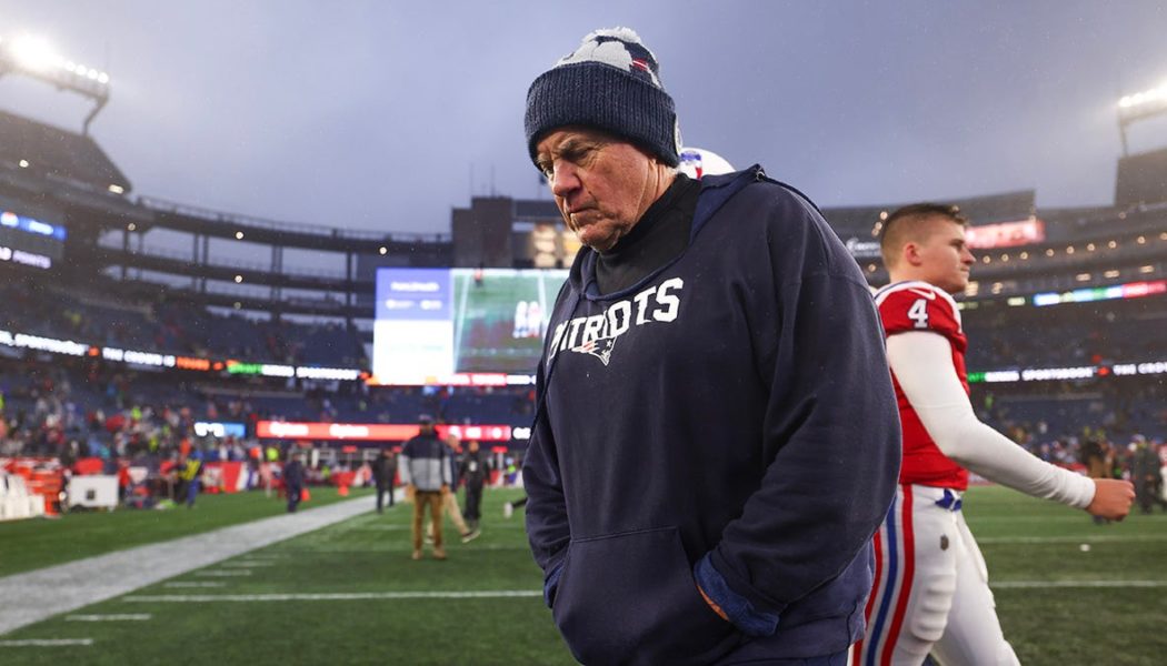 Bills great divulges on 'dark specter thought' about what Patriots are really doing this season